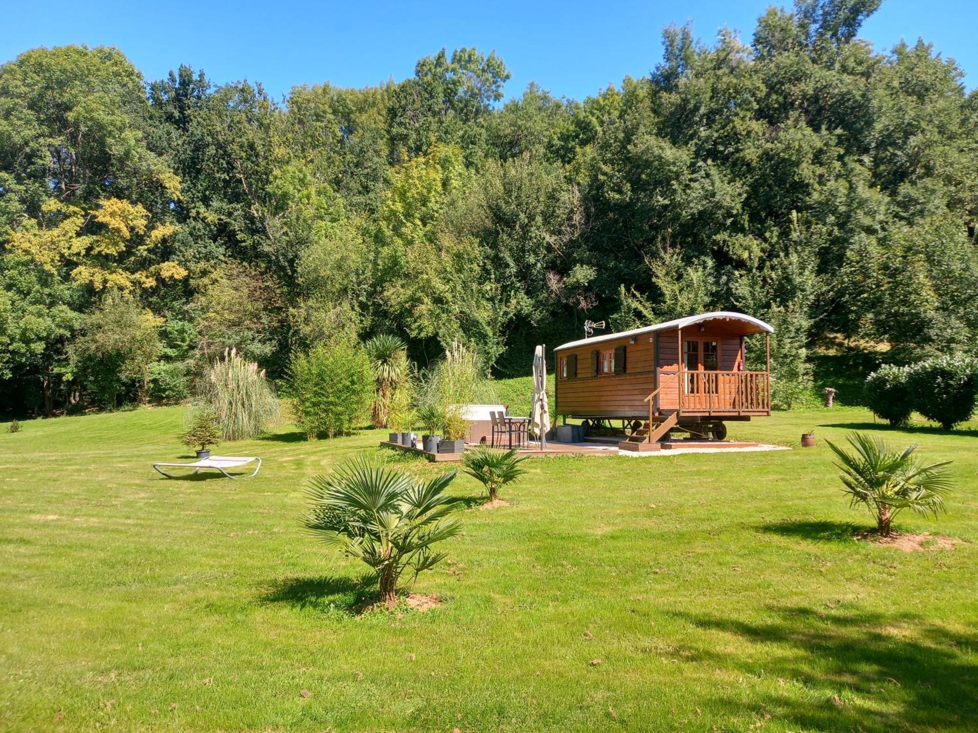 Campuzan L'Oasis Des Pyreneesヴィラ エクステリア 写真